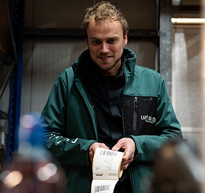 Café du Jour employee